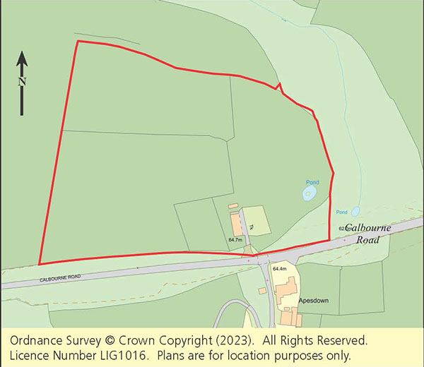 Lot: 90 - FREEHOLD BARN WITH PLANNING FOR RESIDENTIAL CONVERSION ON A PLOT OF EIGHT AND A HALF ACRES -